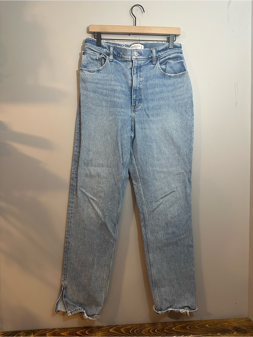 Abercrombie & Fitch 90s Straight Ultra High Rise Women Size 30/10R